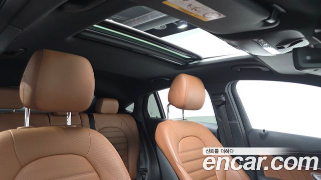 Mercedes-Benz GLC-Class GCL300 4MATIC Coupe