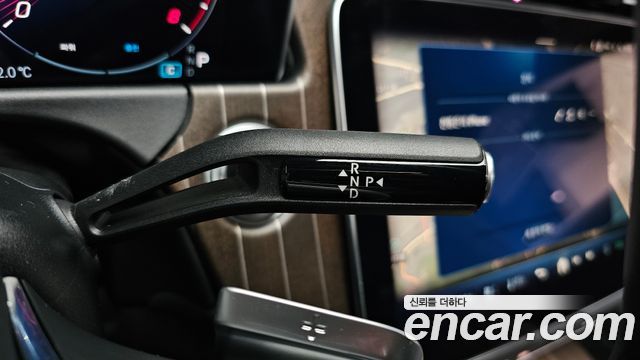 Mercedes-Benz E-Class E300 4MATIC Exclusive