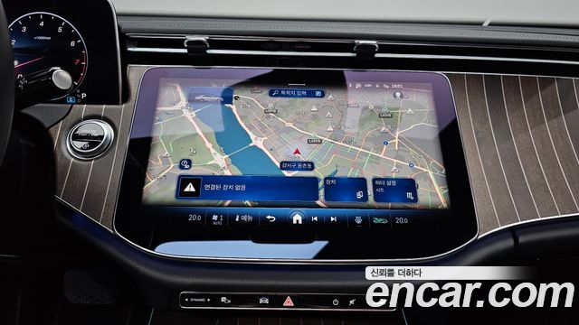 Mercedes-Benz E-Class E300 4MATIC Exclusive