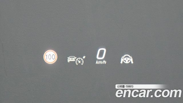 Mercedes-Benz E-Class E300 4MATIC Exclusive