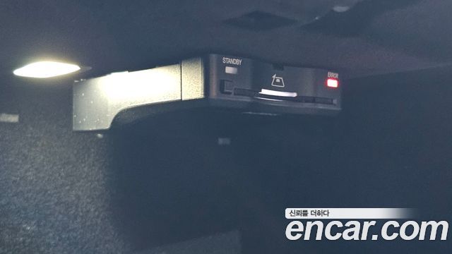 Mercedes-Benz E-Class E300 4MATIC Exclusive
