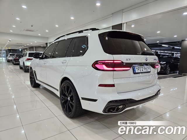 BMW X7 M60i xDrive M sport 6STR