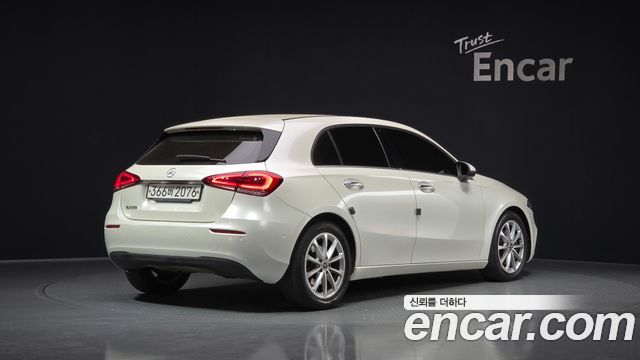 Mercedes-Benz A-Class A220 Hatchback