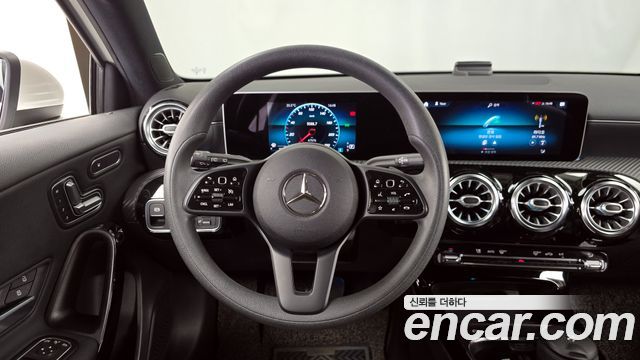 Mercedes-Benz A-Class A220 Hatchback