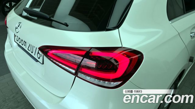 Mercedes-Benz A-Class A220 Hatchback