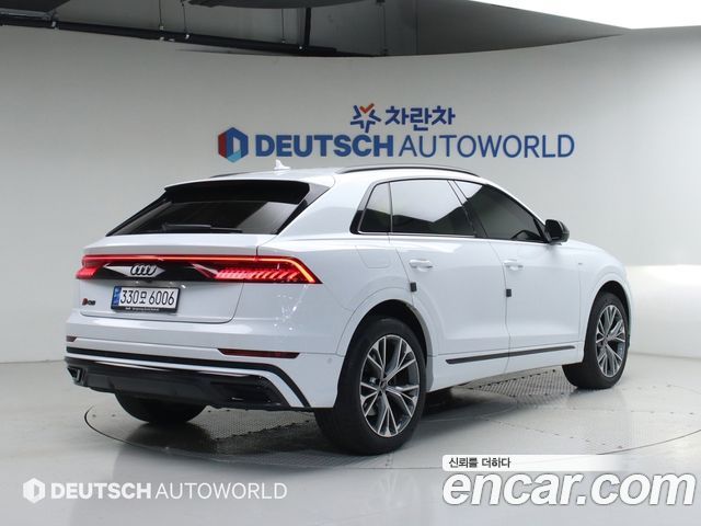 Audi Q8 55 TFSI Quattro Premium