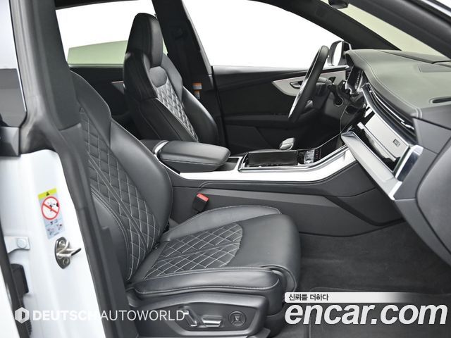 Audi Q8 55 TFSI Quattro Premium