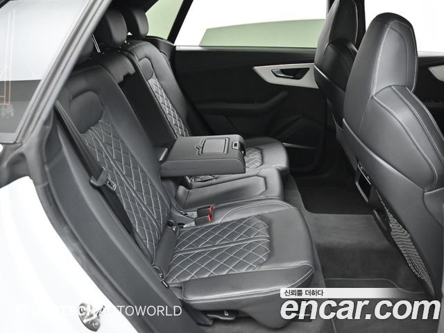 Audi Q8 55 TFSI Quattro Premium
