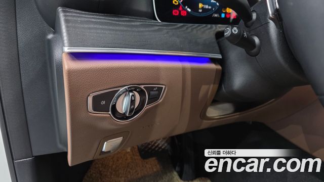 Mercedes-Benz E-Class E250 AMG Line