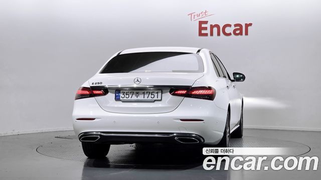 Mercedes-Benz E-Class E250 Avantgarde
