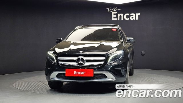 Mercedes-Benz GLA-Class GLA200 d