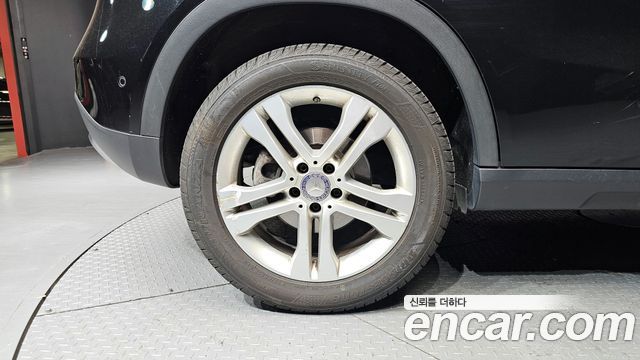 Mercedes-Benz GLA-Class GLA200 d