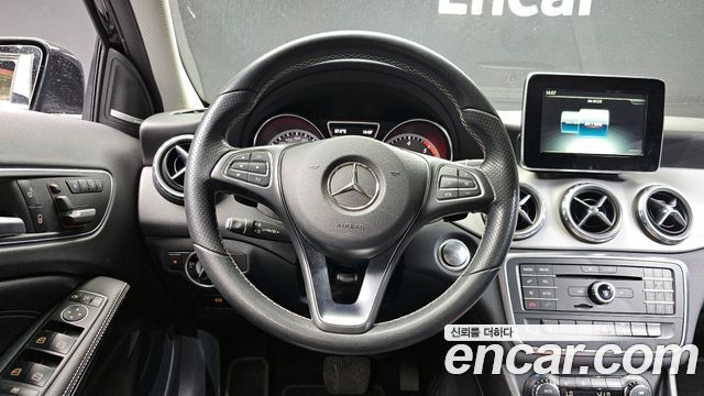 Mercedes-Benz GLA-Class GLA200 d