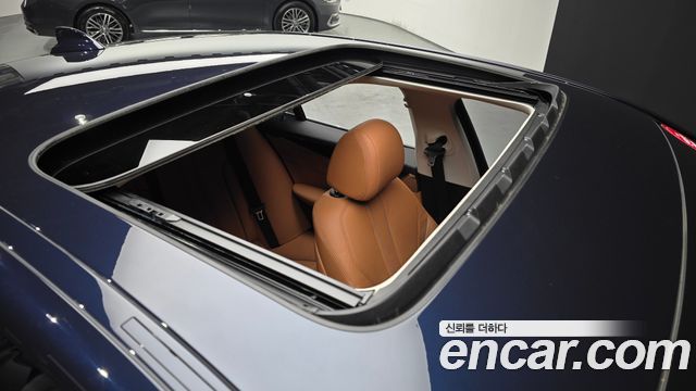 BMW 5-Series 520i Luxury