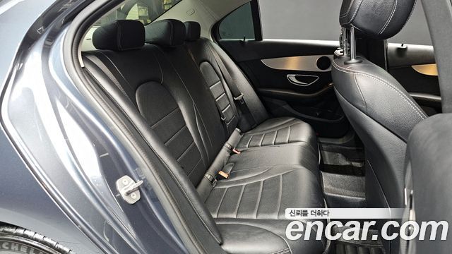 Mercedes-Benz C-Class C200 Avantgarde