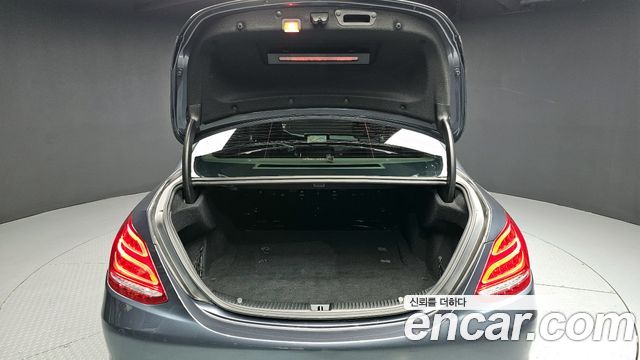 Mercedes-Benz C-Class C200 Avantgarde