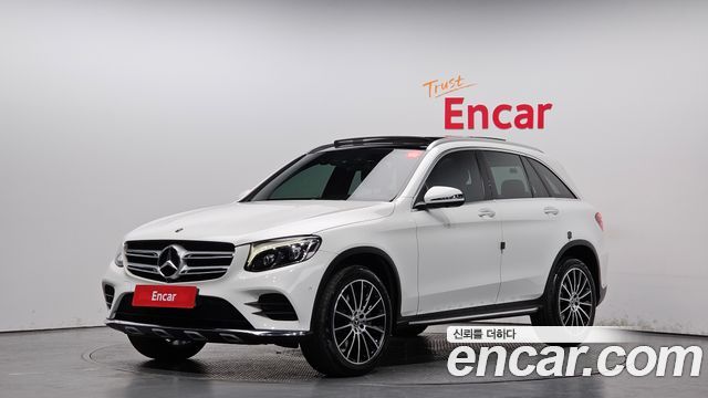 Mercedes-Benz GLC-Class GLC300 4MATIC AMG Line