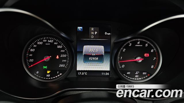 Mercedes-Benz GLC-Class GLC300 4MATIC AMG Line