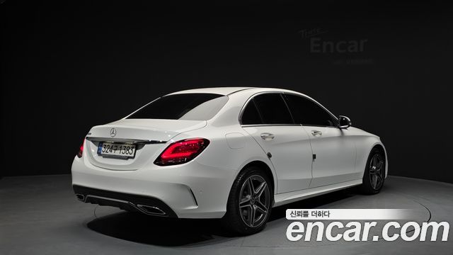 Mercedes-Benz C-Class C200 AMG Line