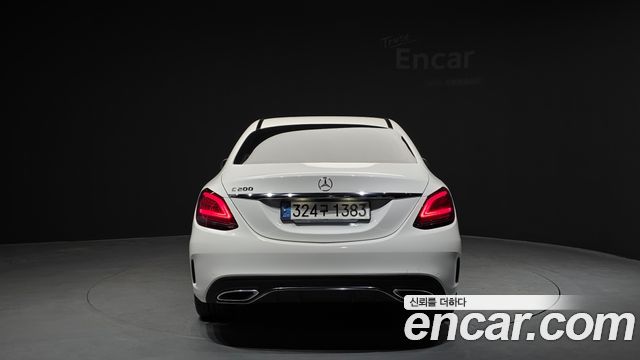 Mercedes-Benz C-Class C200 AMG Line