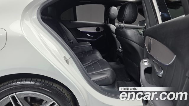 Mercedes-Benz C-Class C200 AMG Line