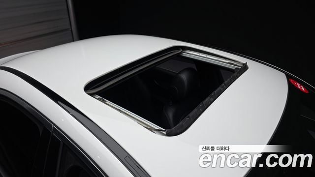 Mercedes-Benz C-Class C200 AMG Line