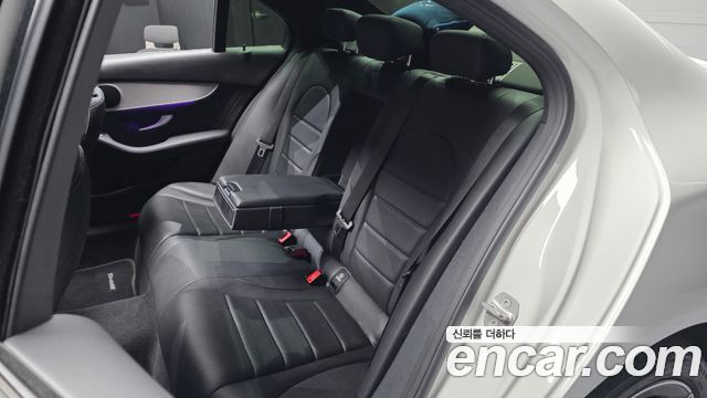 Mercedes-Benz C-Class C200 AMG Line
