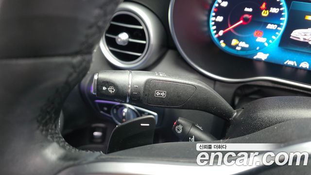 Mercedes-Benz C-Class C200 AMG Line