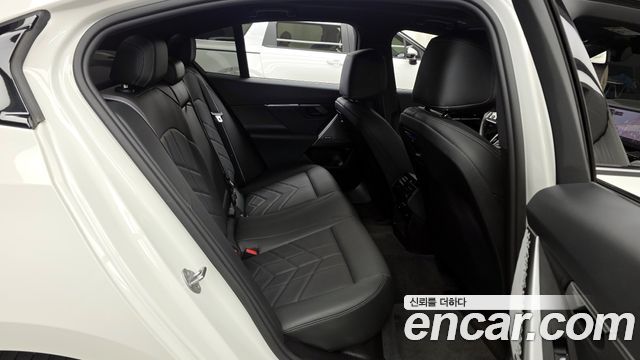 BMW 5-Series 520i Special Edition