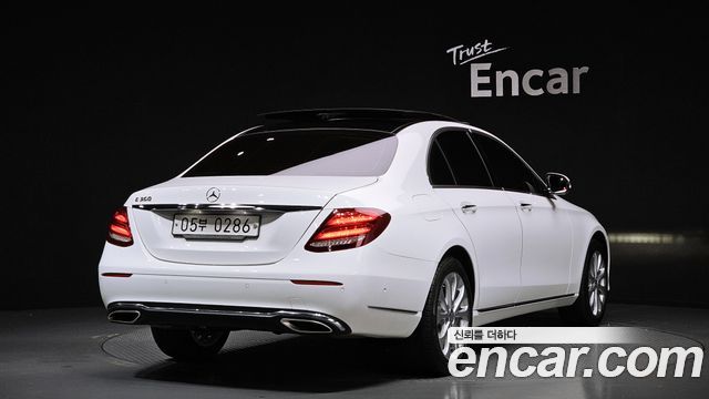 Mercedes-Benz E-Class E300 Exclusive