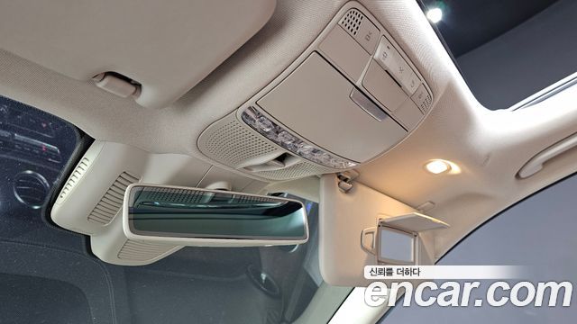 Mercedes-Benz E-Class E300 Exclusive