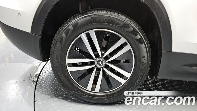 Mercedes-Benz GLB-Class GLB200 d