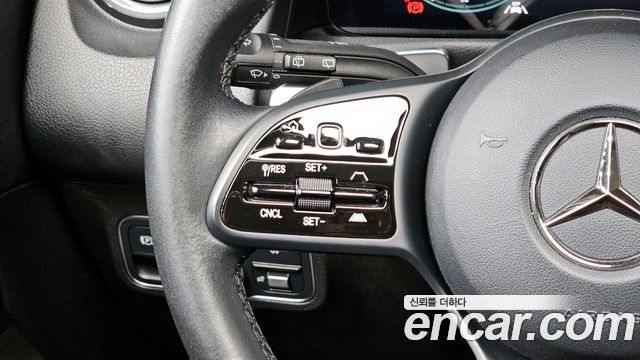 Mercedes-Benz GLB-Class GLB200 d