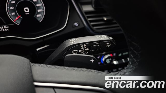 Audi Q5 45 TFSI Quattro Premium