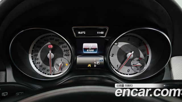 Mercedes-Benz GLA-Class GLA200 d 4MATIC