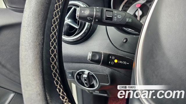 Mercedes-Benz GLA-Class GLA200 d 4MATIC