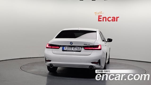 BMW 3-Series 320d Luxury