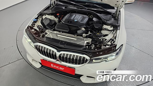 BMW 3-Series 320d Luxury