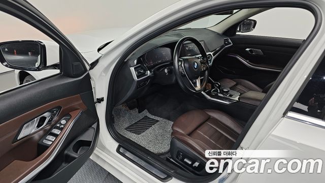 BMW 3-Series 320d Luxury