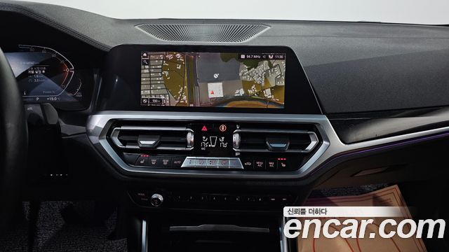 BMW 3-Series 320d Luxury