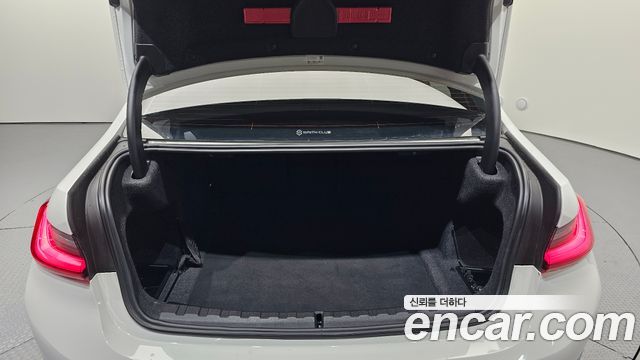 BMW 3-Series 320d Luxury