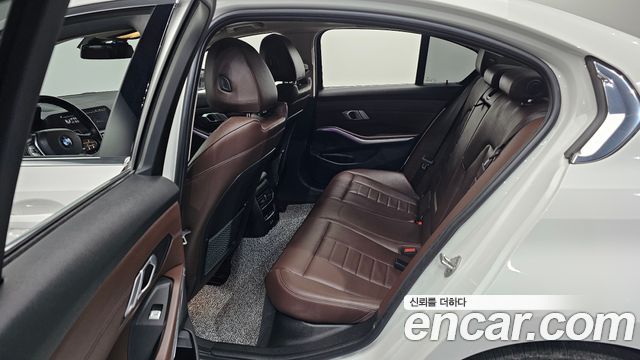 BMW 3-Series 320d Luxury