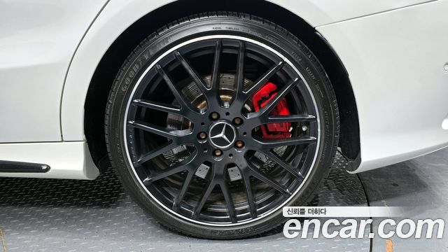 Mercedes-Benz CLA-Class CLA45 AMG 4MATIC