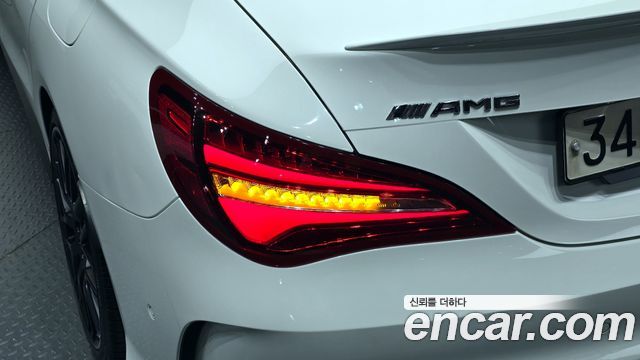 Mercedes-Benz CLA-Class CLA45 AMG 4MATIC