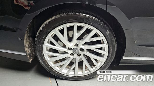 Audi A8 55 TFSI Quattro LWB