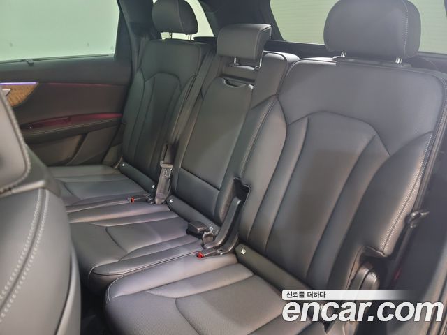 Audi Q7 55 TFSI Quattro