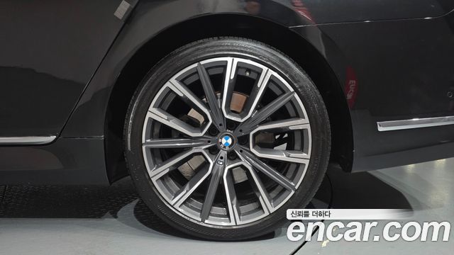 BMW 7-Series 730Ld xDrive M Sport