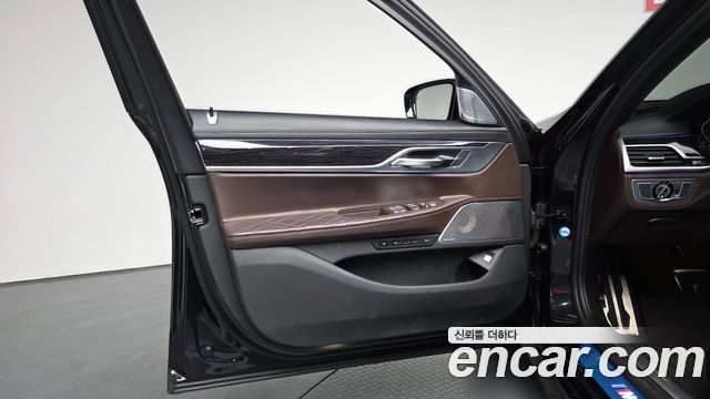BMW 7-Series 730Ld xDrive M Sport