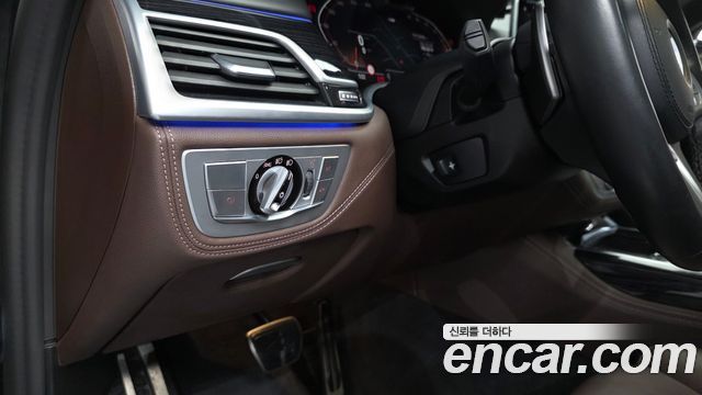 BMW 7-Series 730Ld xDrive M Sport