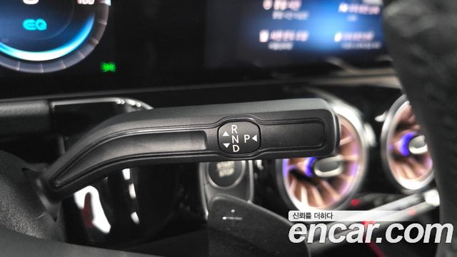 Mercedes-Benz EQA EQA250